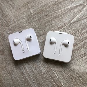 Apple Wire EarPods for iPhone 7 and up